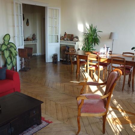 Paris-Sur-Seine-Chez-Carolineアパートメント エクステリア 写真