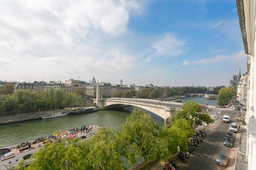 Paris-Sur-Seine-Chez-Carolineアパートメント エクステリア 写真