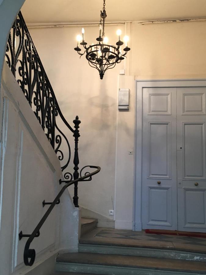 Paris-Sur-Seine-Chez-Carolineアパートメント エクステリア 写真