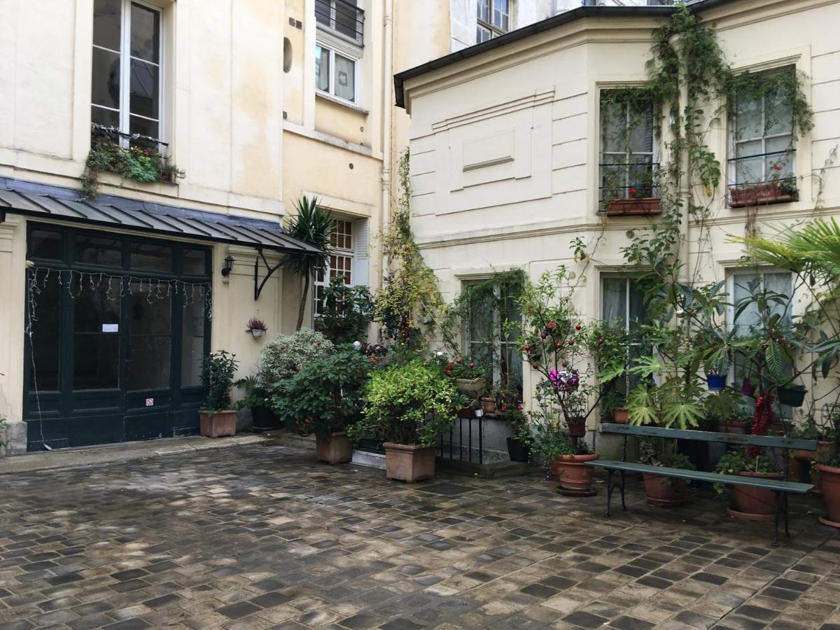 Paris-Sur-Seine-Chez-Carolineアパートメント エクステリア 写真